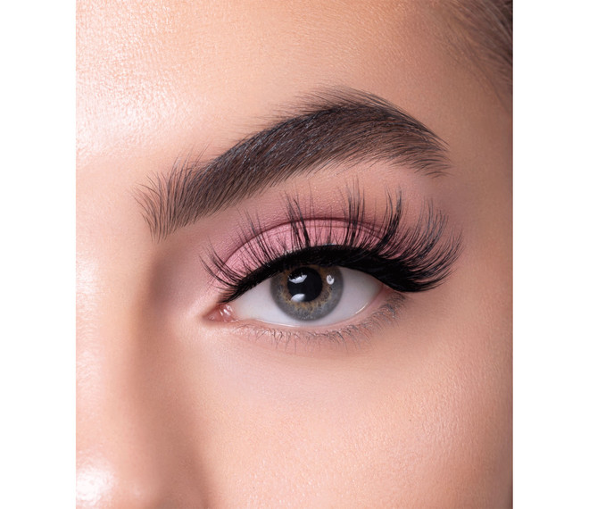 Melody Lashes Obsessed Stella