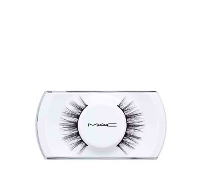 M•A•C Lashes Opportunist